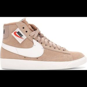 BARELY WORN - Nine Blazer High Top Size 8